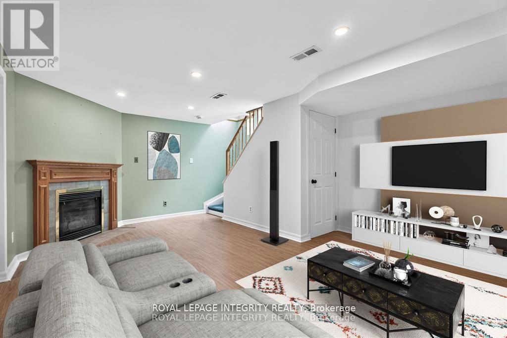 3700 Rivergate Way