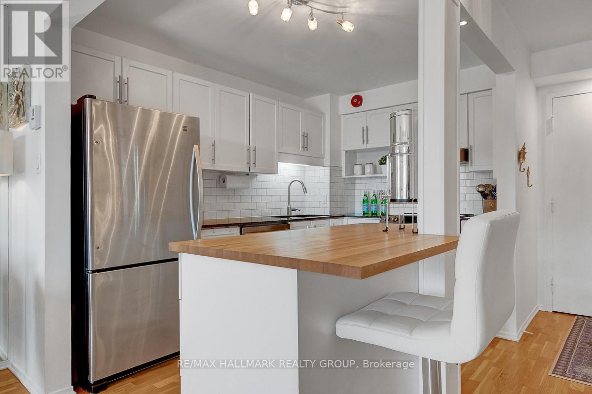 504 - 222 Guigues Avenue