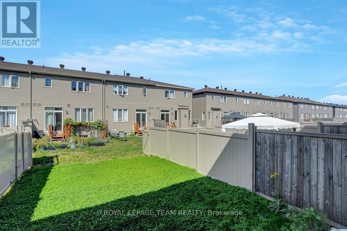 545 Decoeur Drive