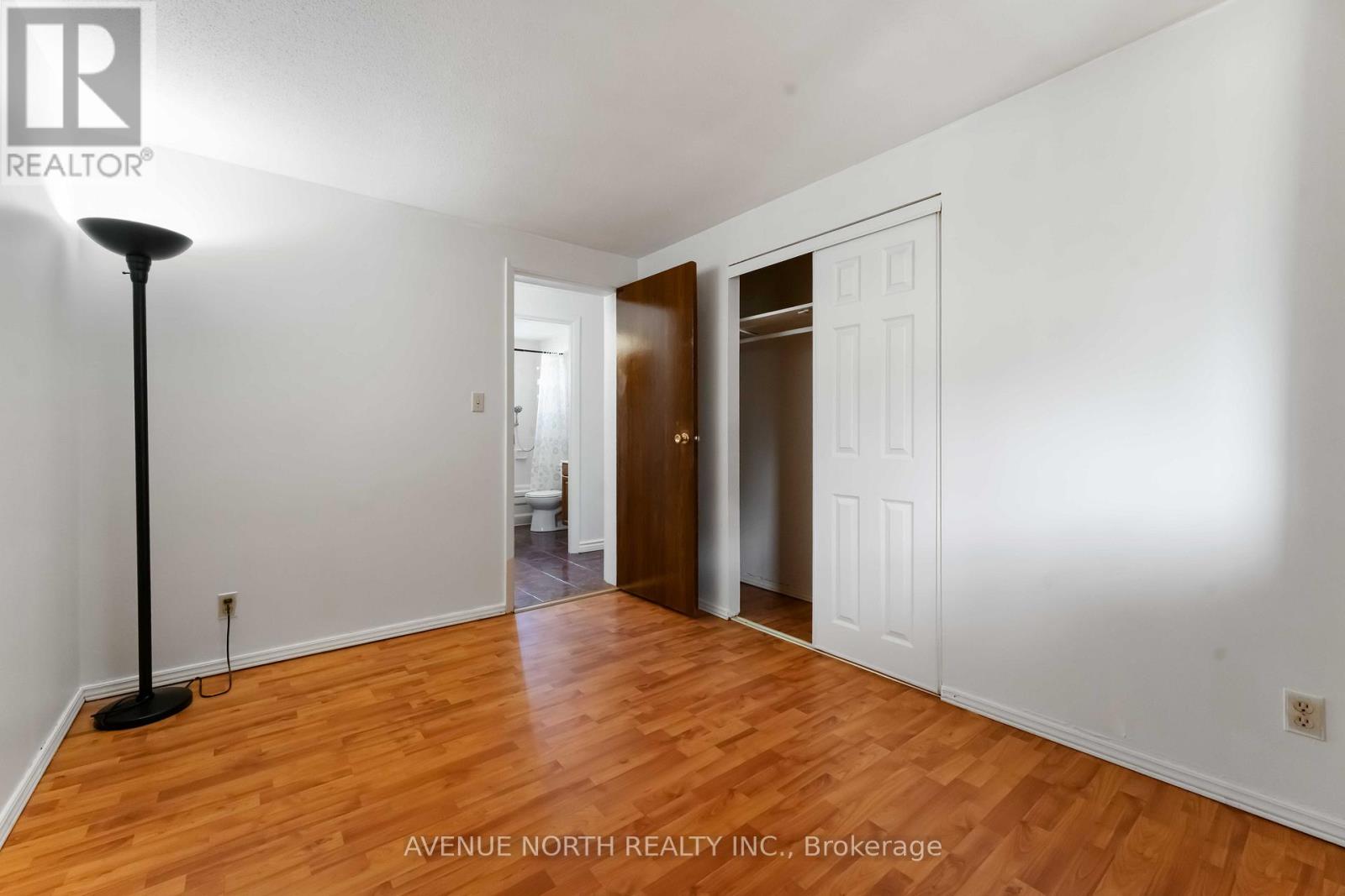 2178 Erinbrook Crescent
