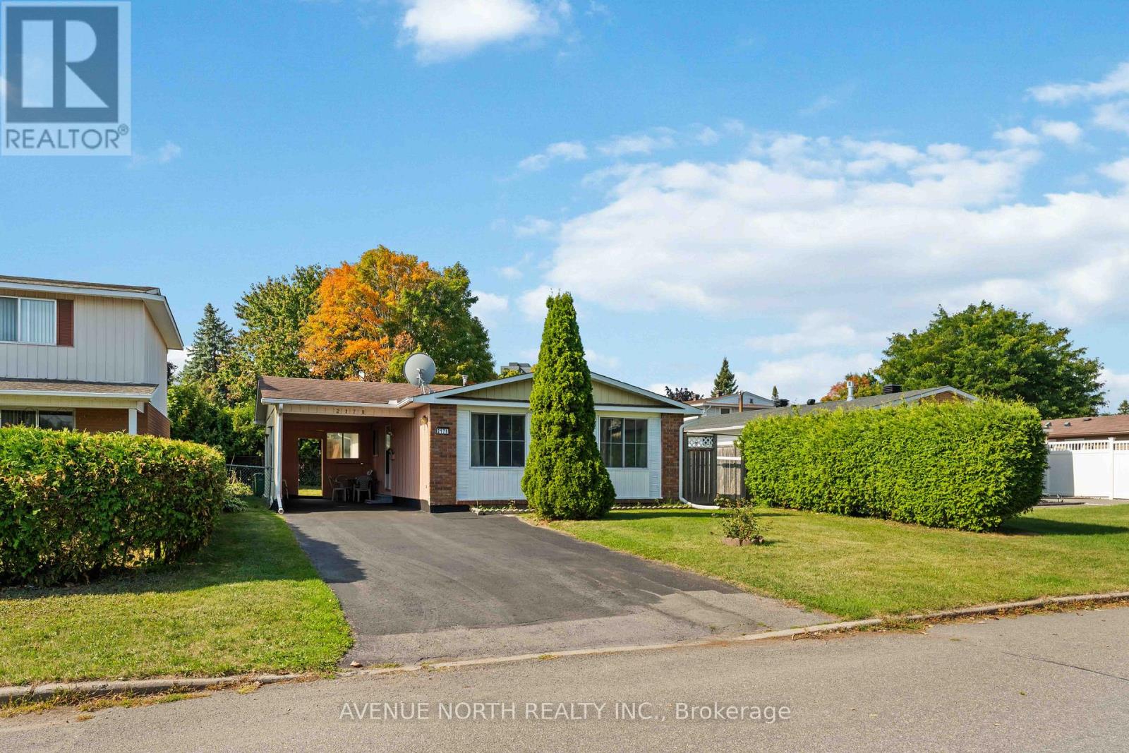 2178 Erinbrook Crescent