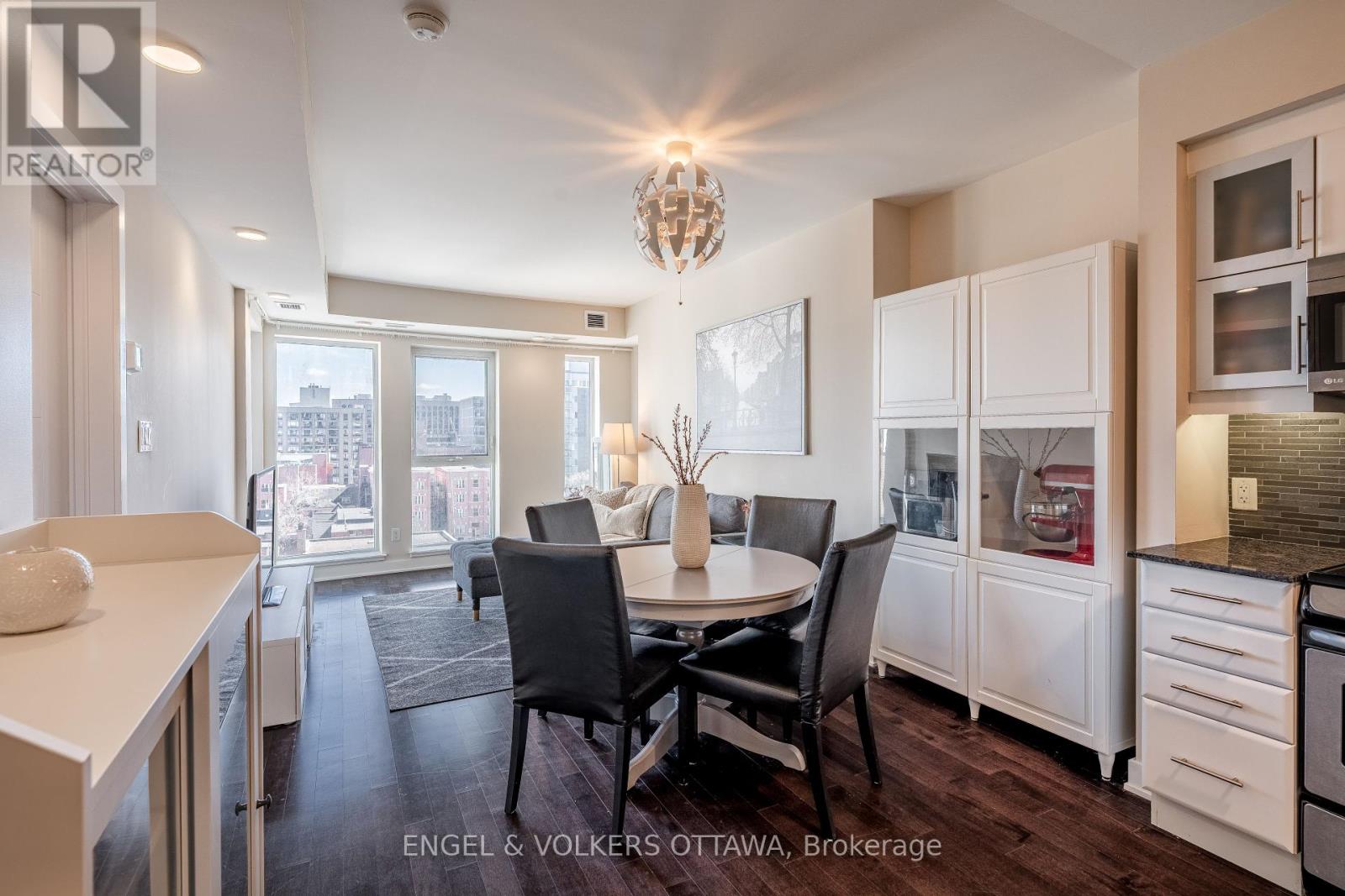 707 - 40 Nepean Street