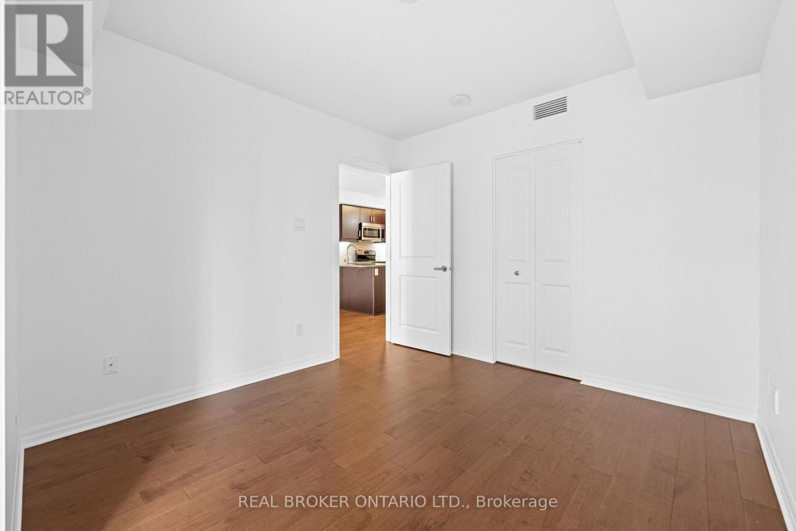 407 - 196 Besserer Street