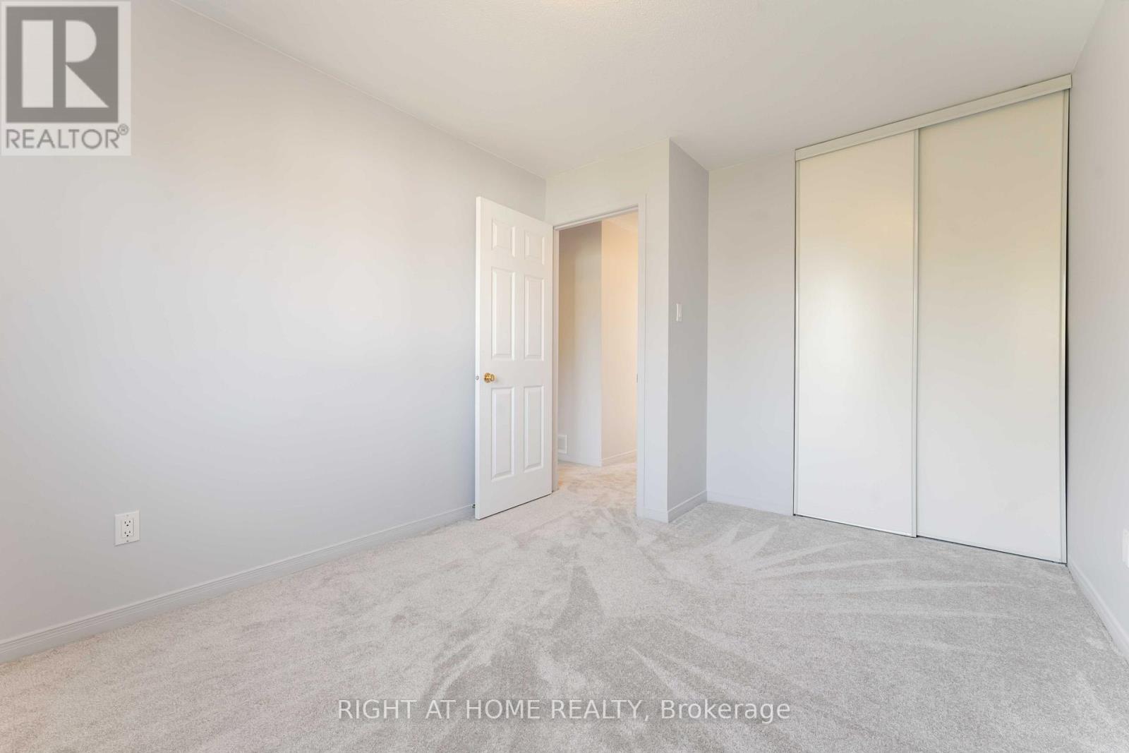 11 Wiltshire Circle