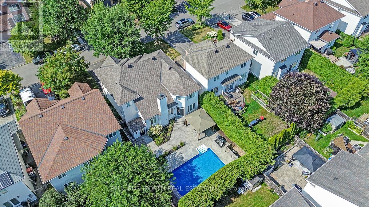 34 Apple Creek Crescent