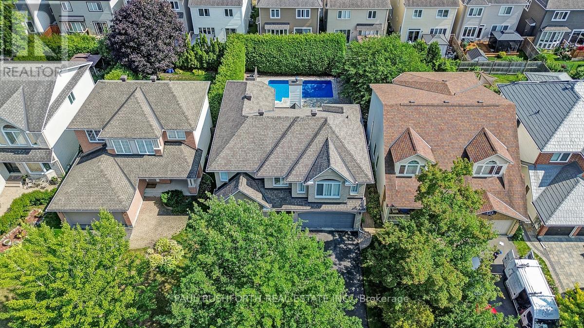 34 Apple Creek Crescent