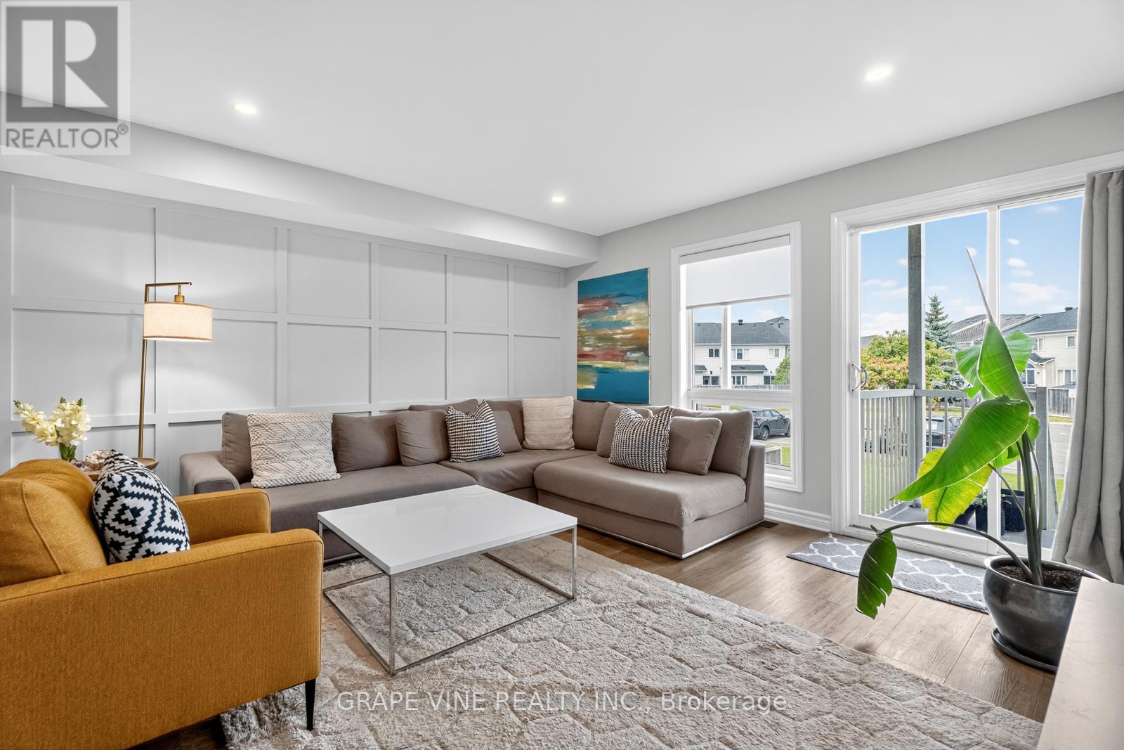 553 Lakeridge Drive