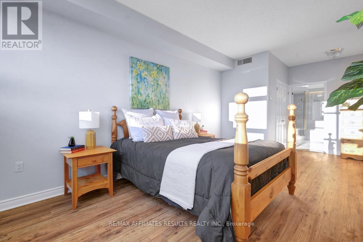 1906 - 1480 Riverside Drive