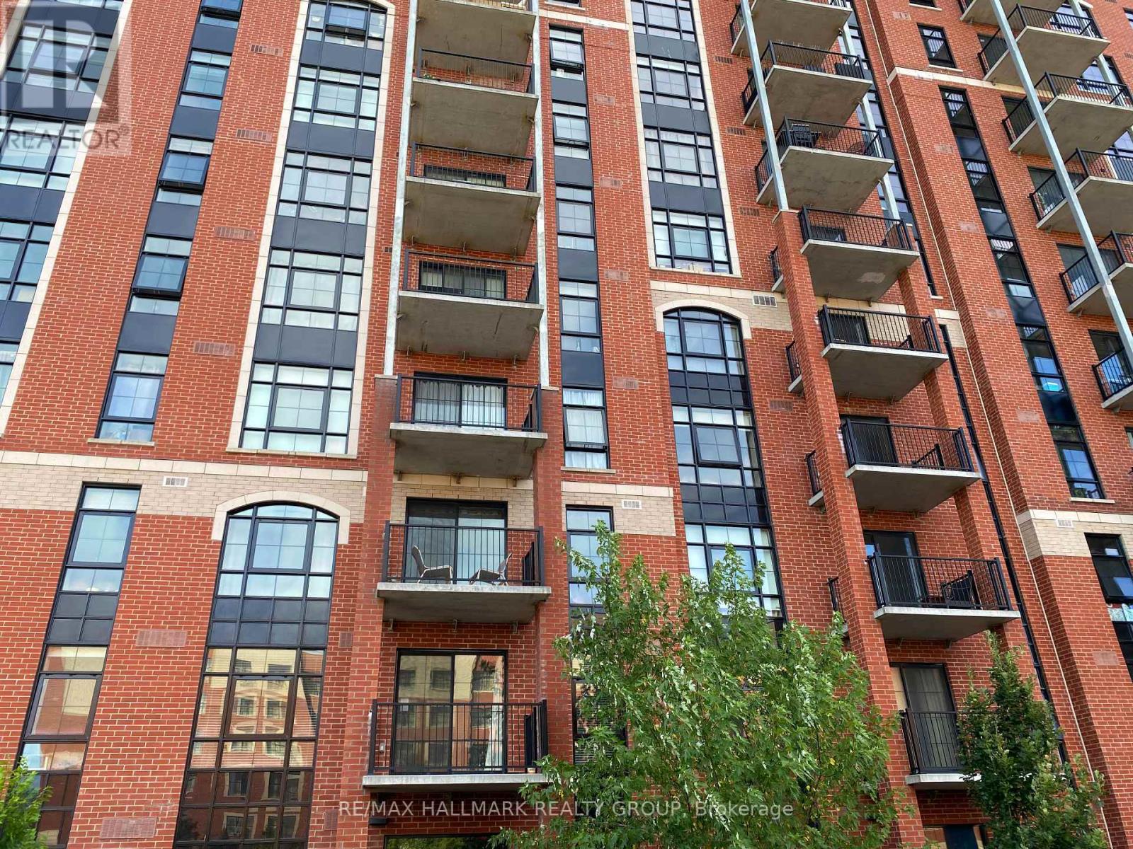 208 - 555 Anand Private
