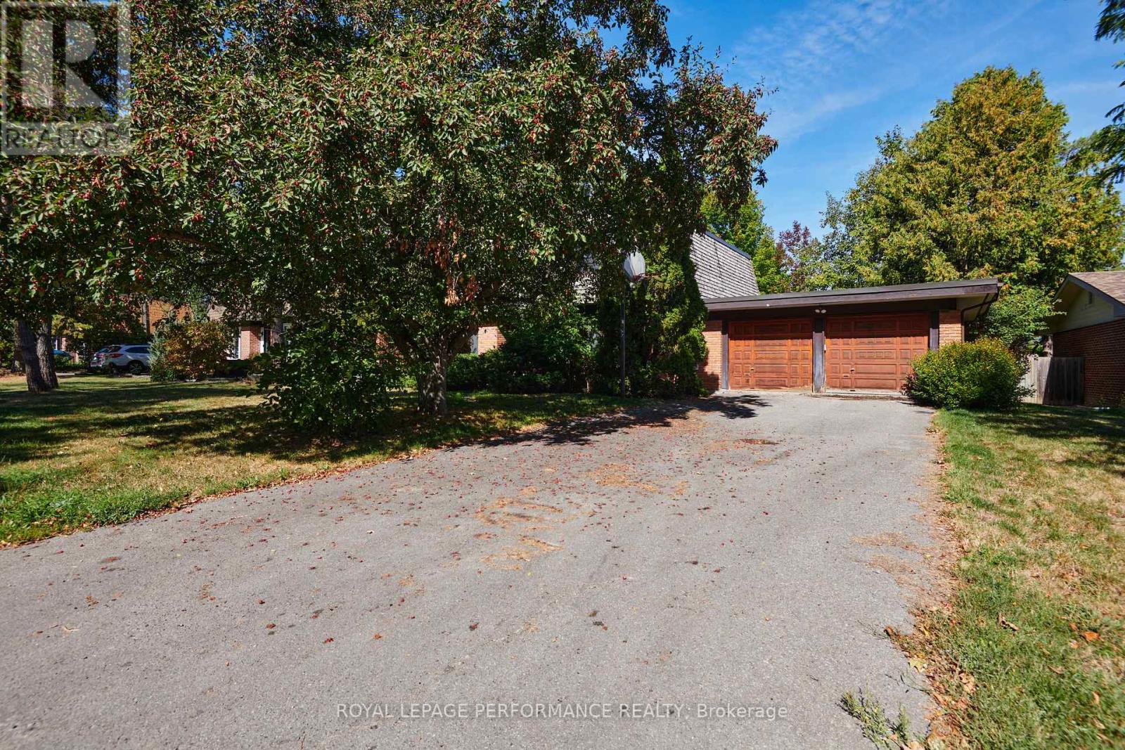 59 Leacock Drive