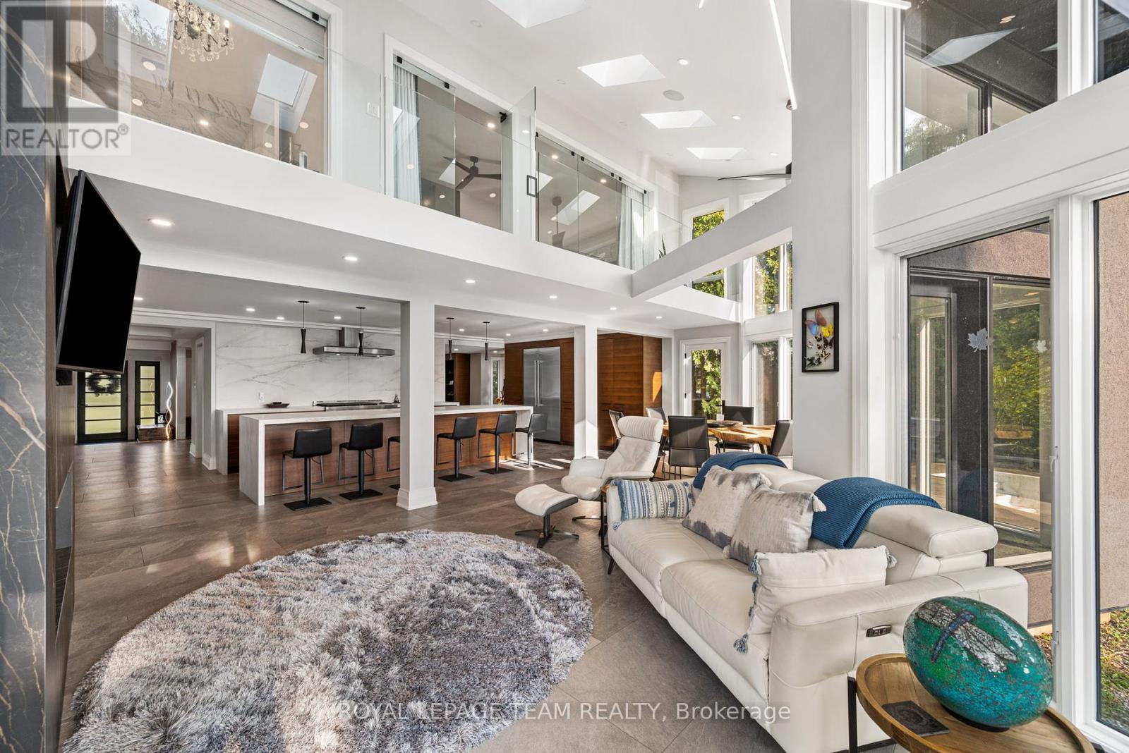 2318 Summerside Drive