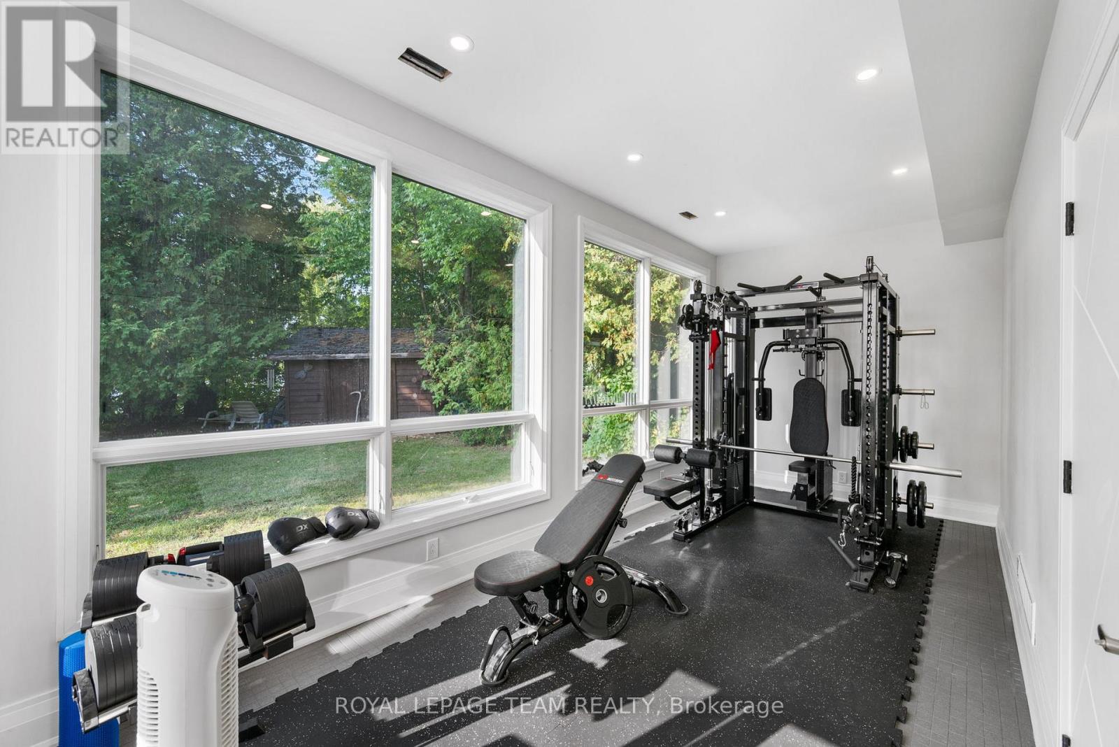 2318 Summerside Drive