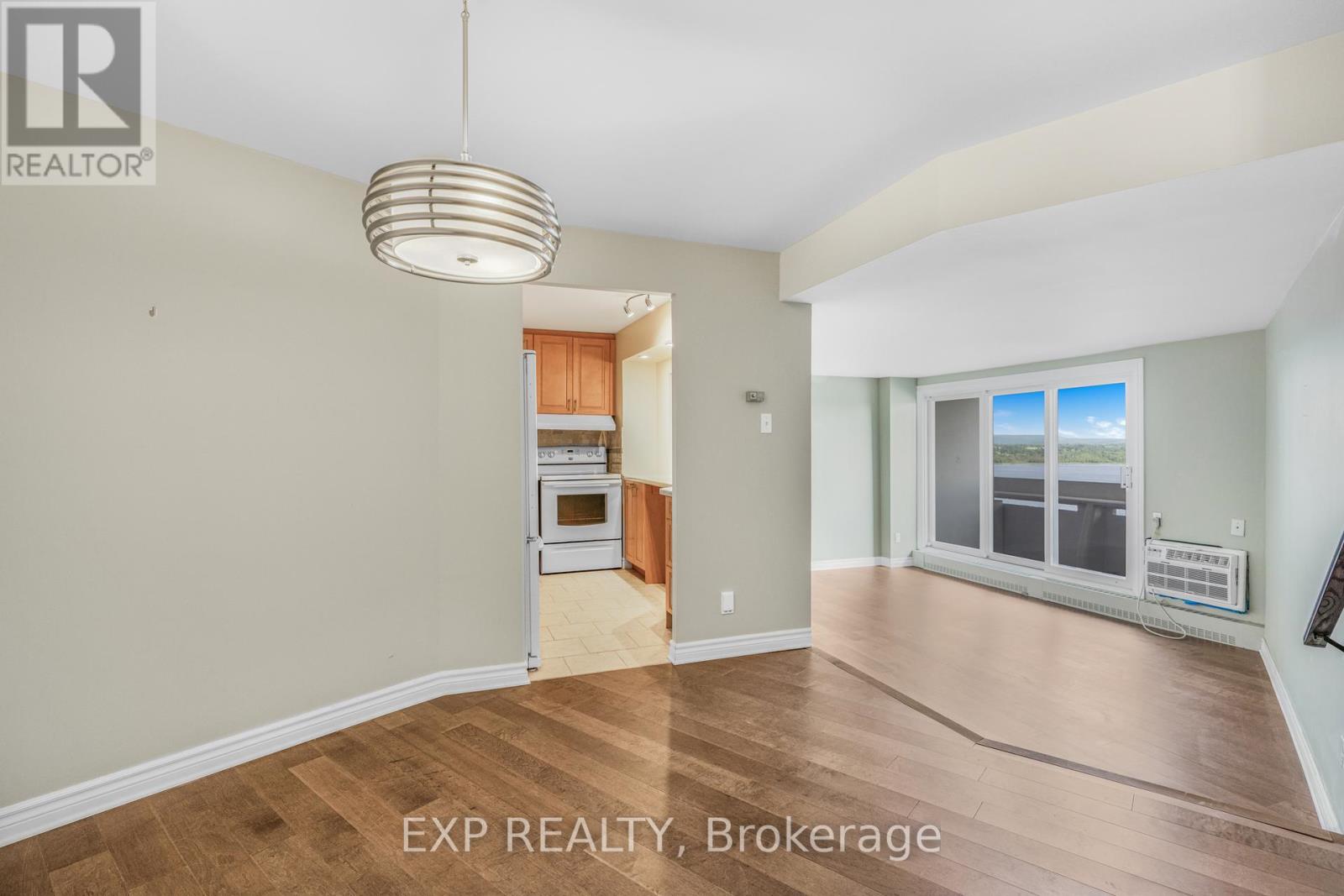 1501 - 1081 Ambleside Drive