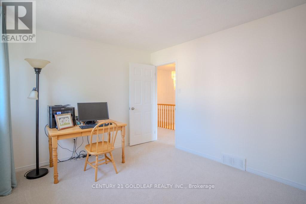 612 Chenier Way