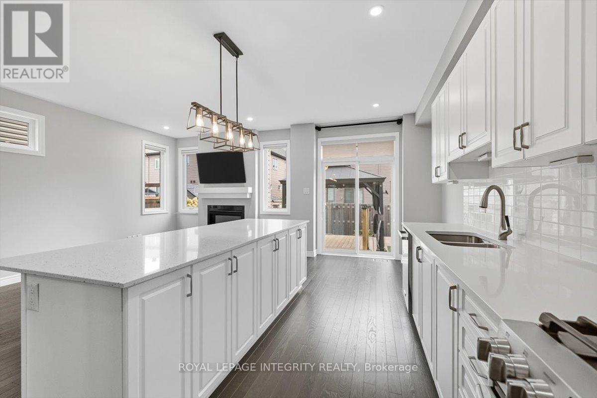 707 Des Aubepines Drive
