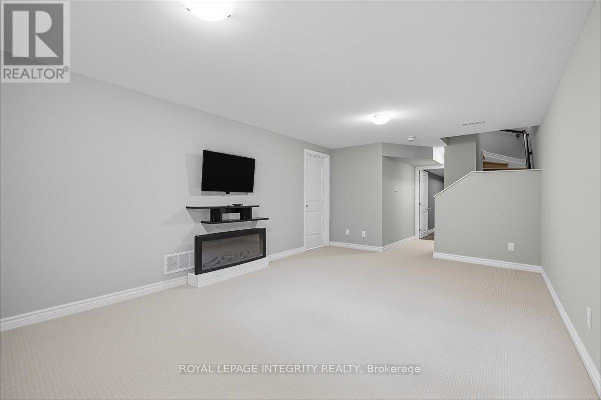 707 Des Aubepines Drive