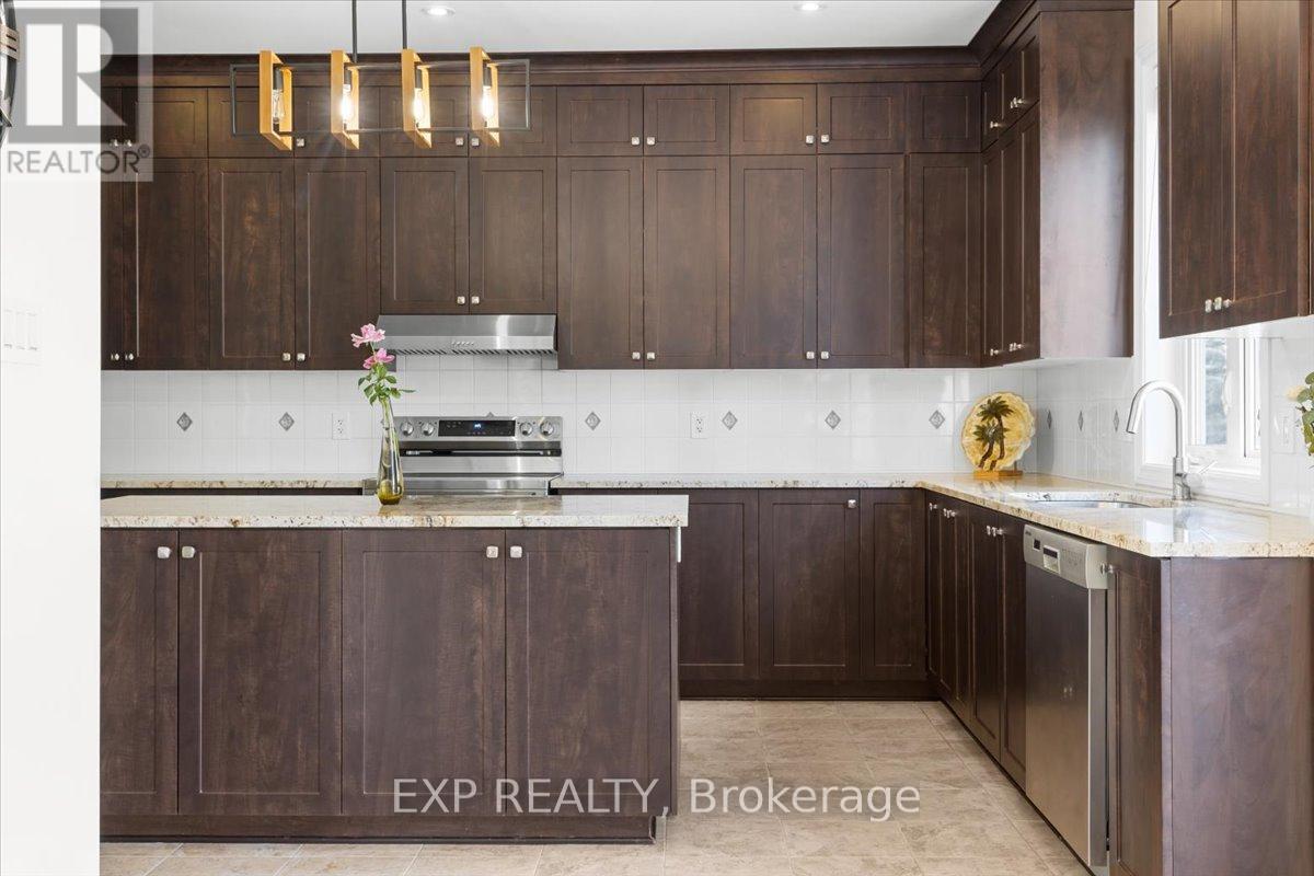 300 Grayburn Way