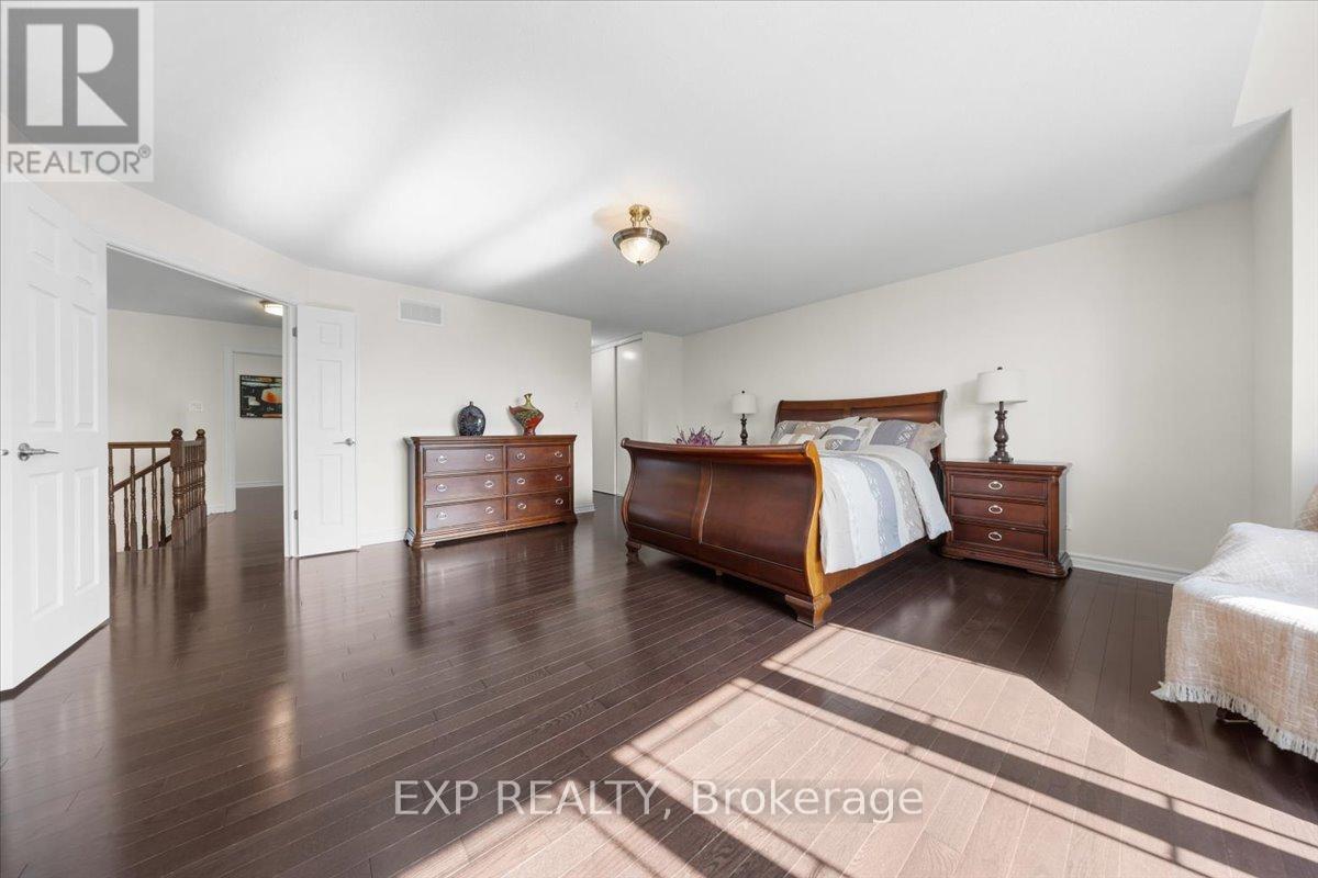 300 Grayburn Way