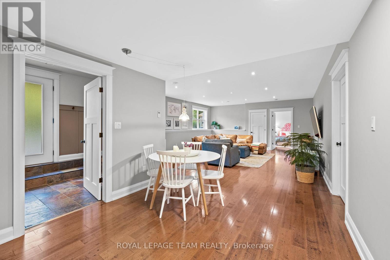 1560 Maley Lane