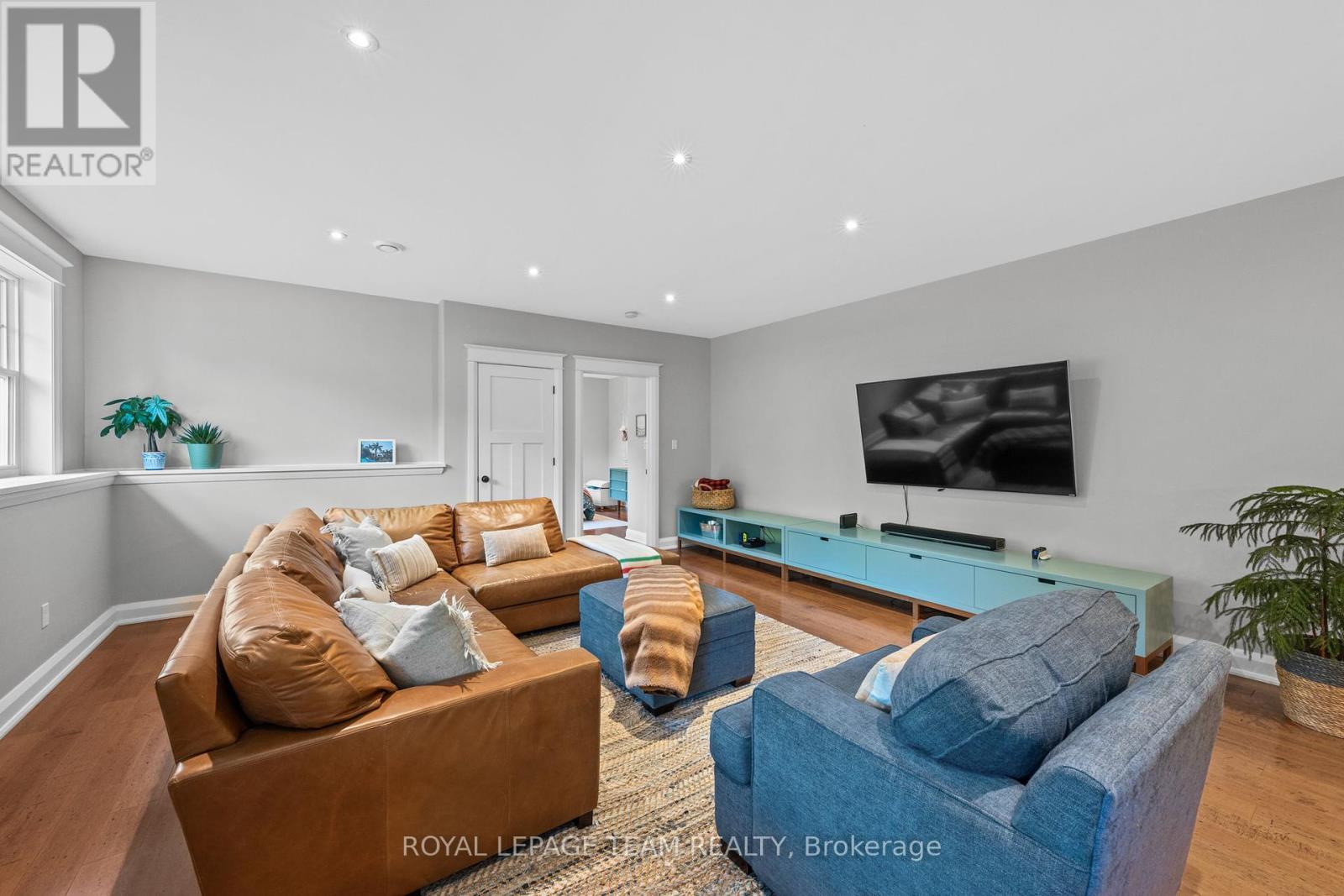 1560 Maley Lane
