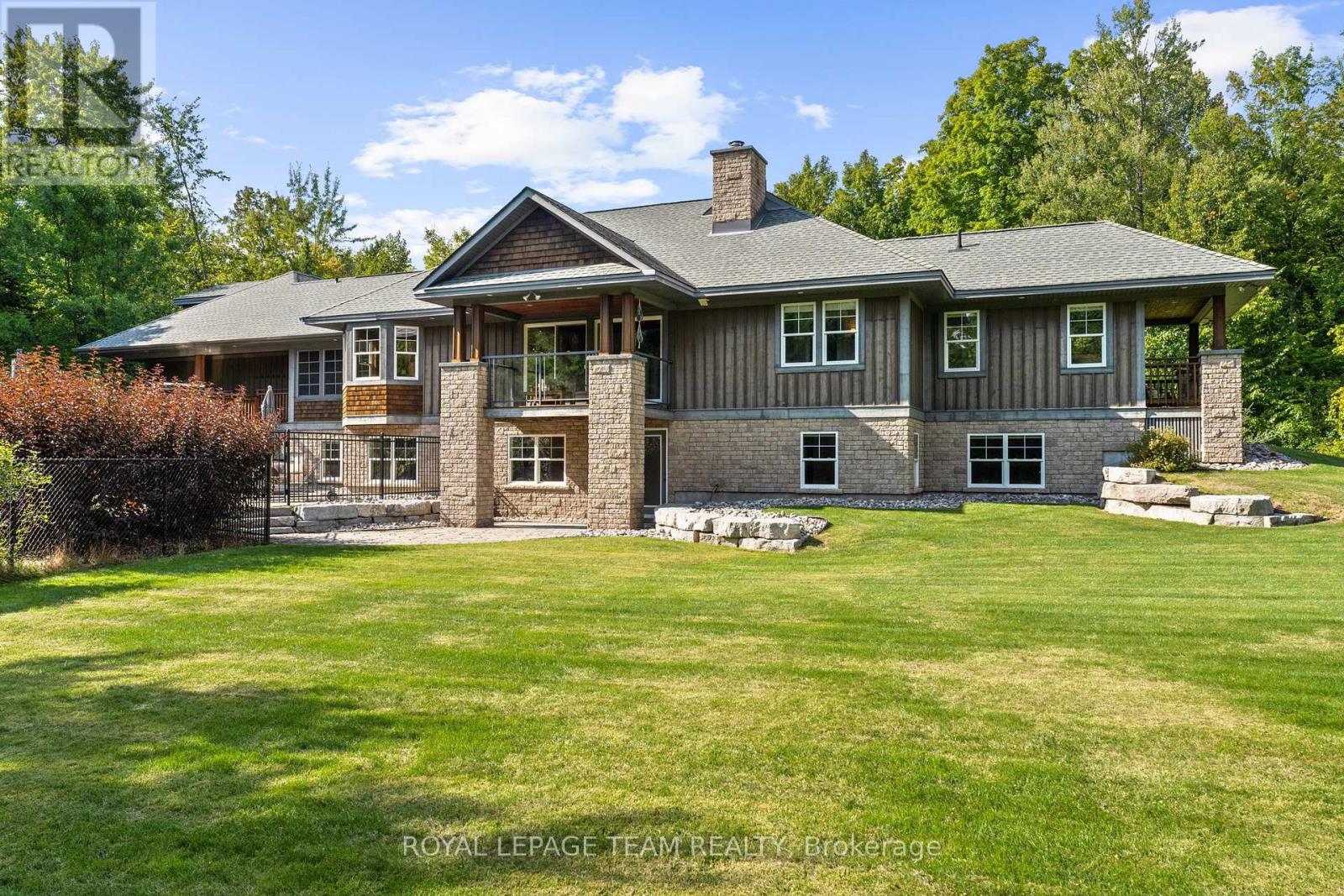 1560 Maley Lane