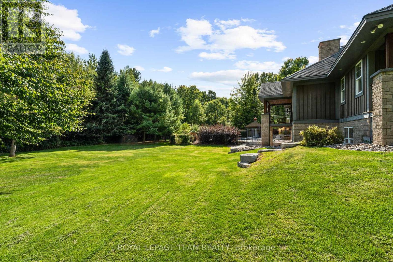 1560 Maley Lane