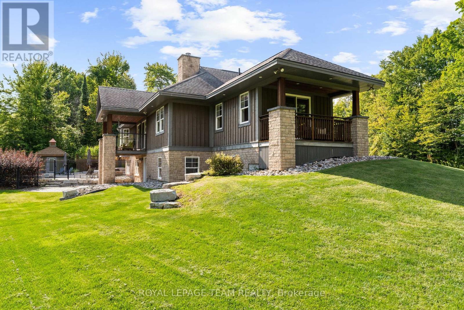 1560 Maley Lane