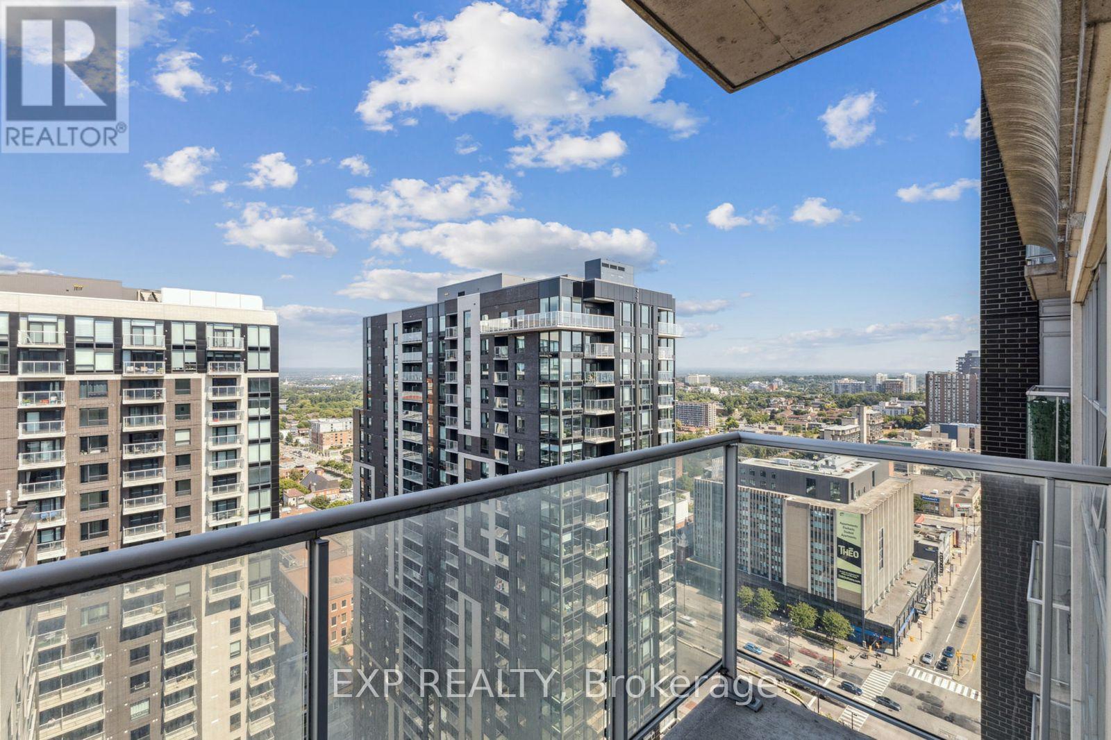2604 - 242 Rideau Street