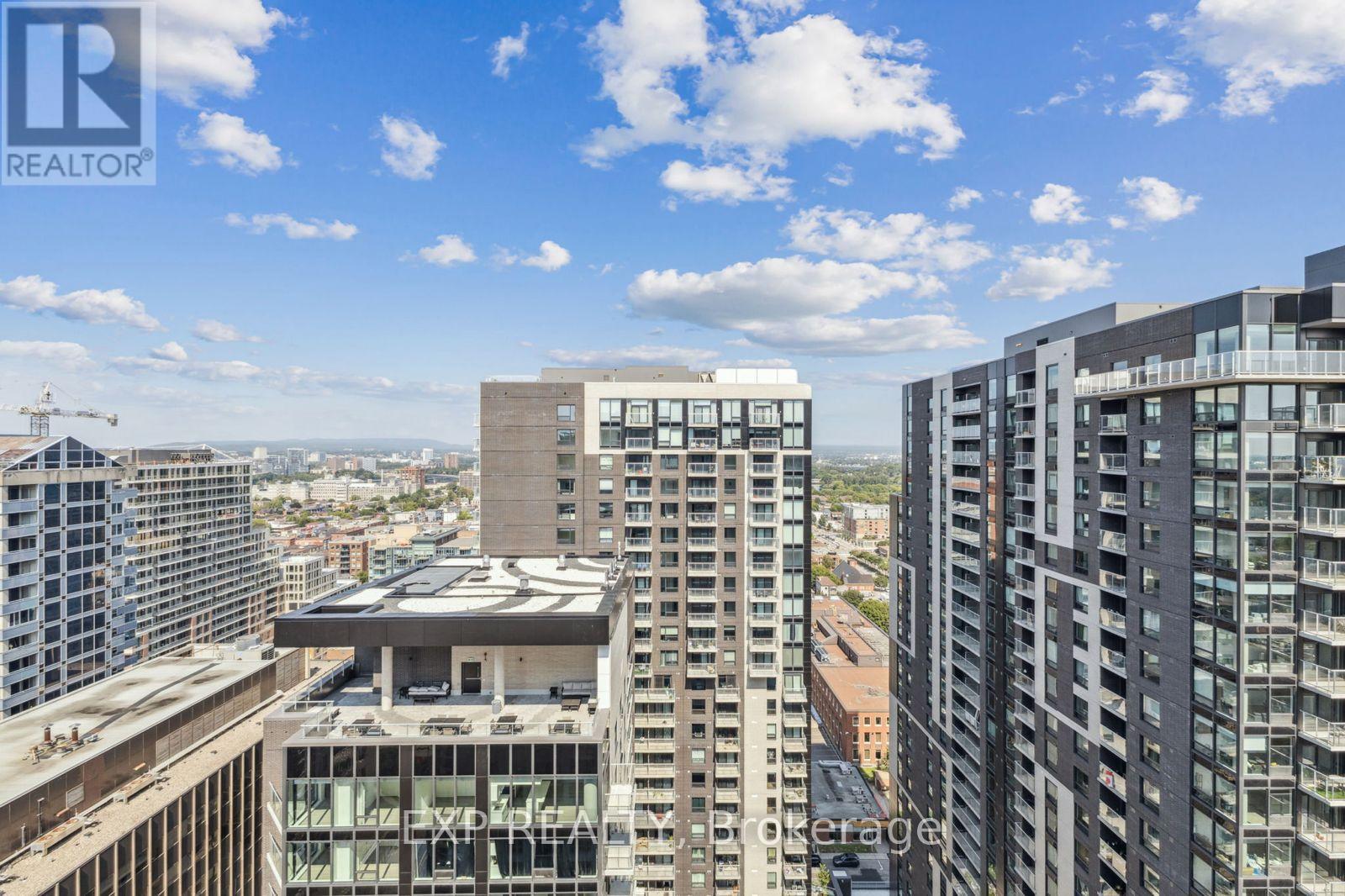 2604 - 242 Rideau Street