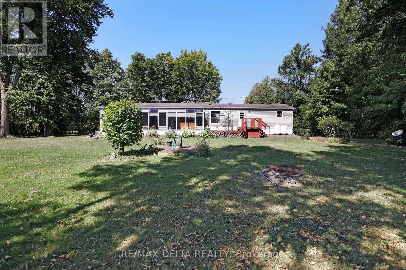 15270 Concession 8-9 Road