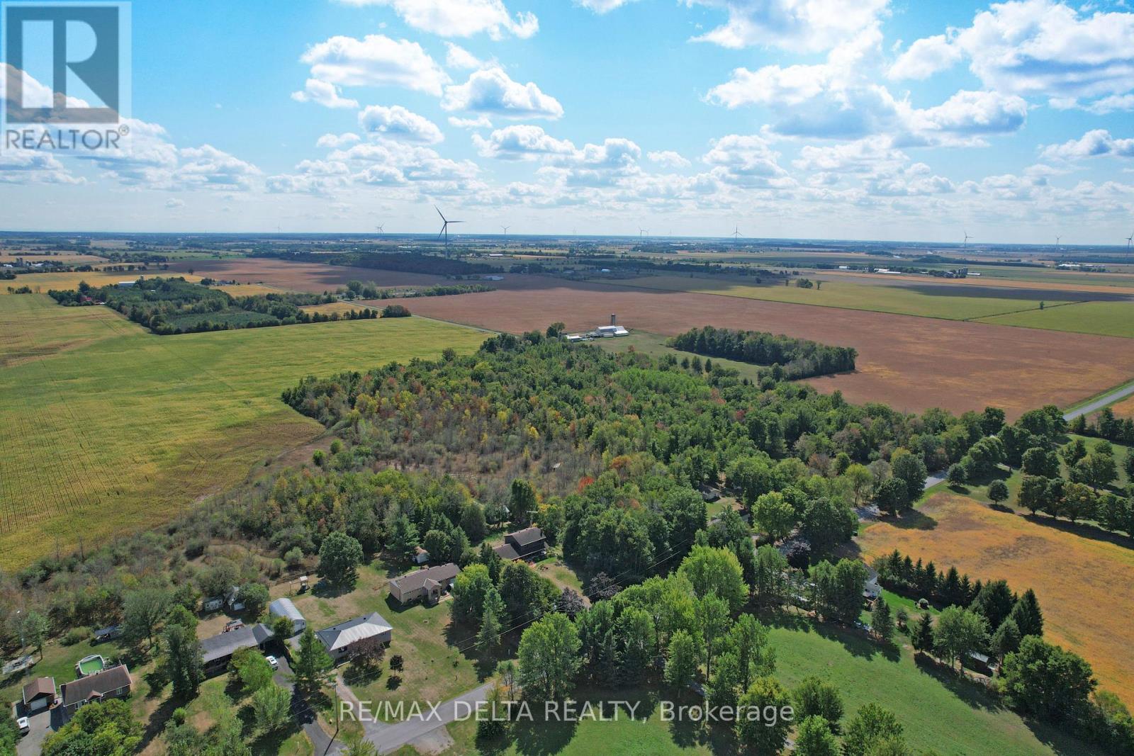 15270 Concession 8-9 Road