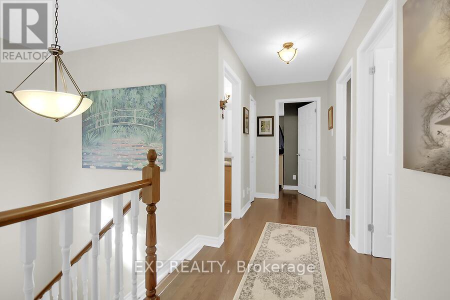 48 Deighton Crescent