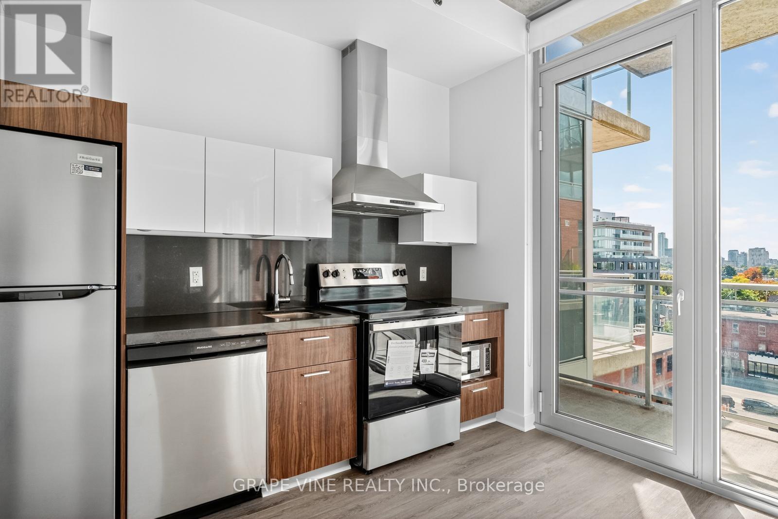 750 - 340 Mcleod Street