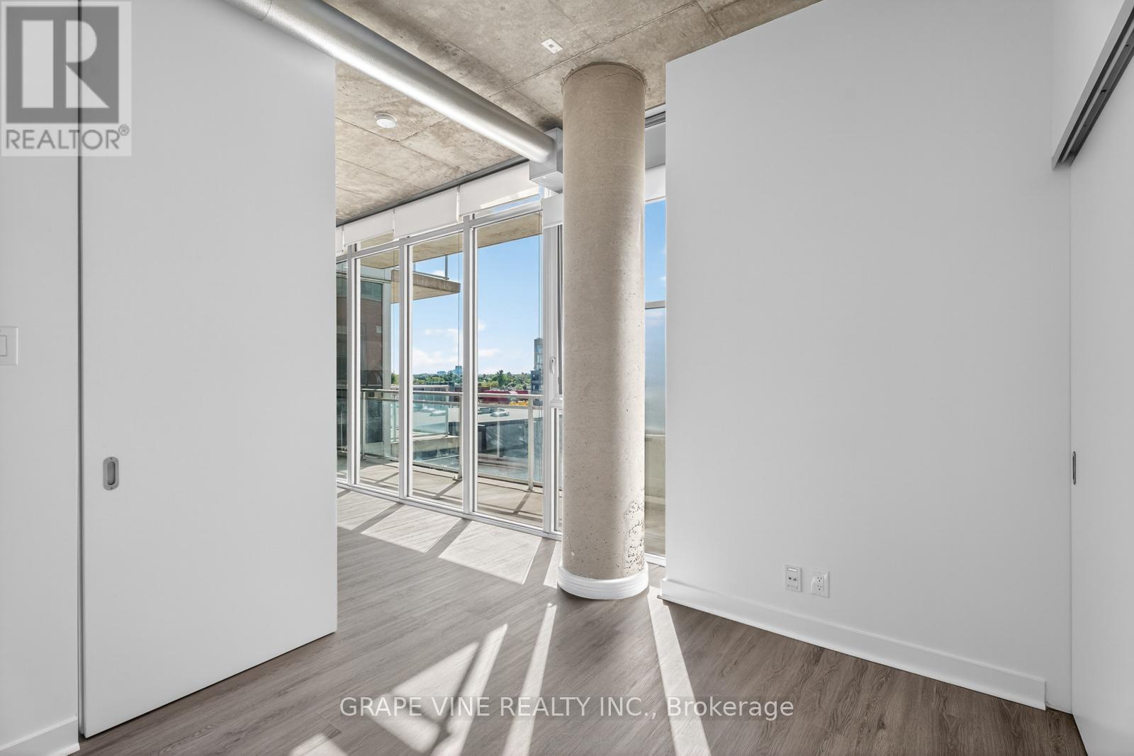 750 - 340 Mcleod Street