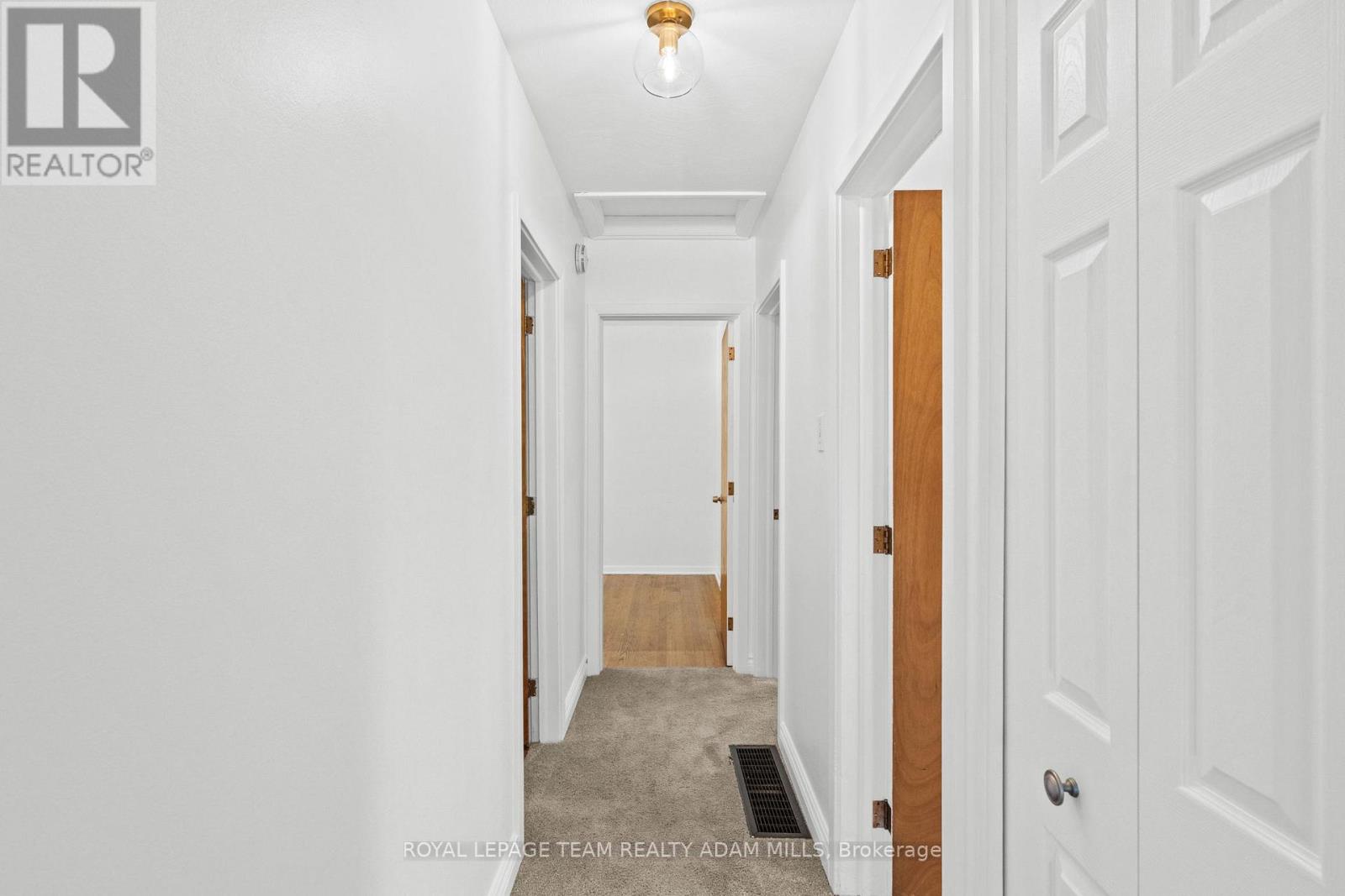 3 Domus Crescent