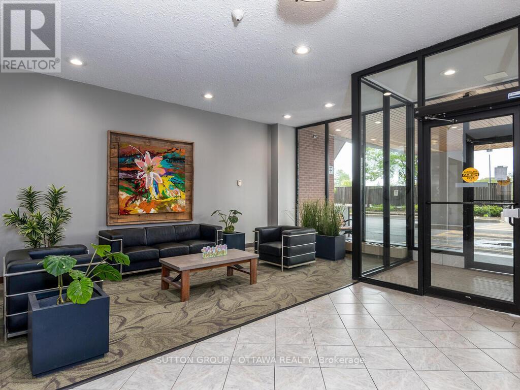 203 - 2951 Riverside Drive