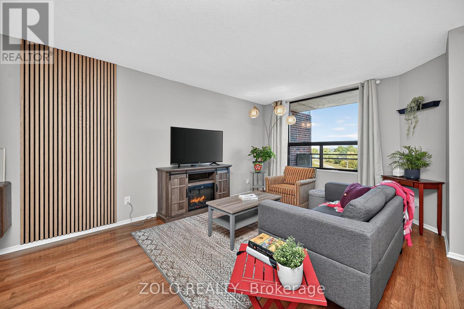 501 - 50 Emmerson Avenue