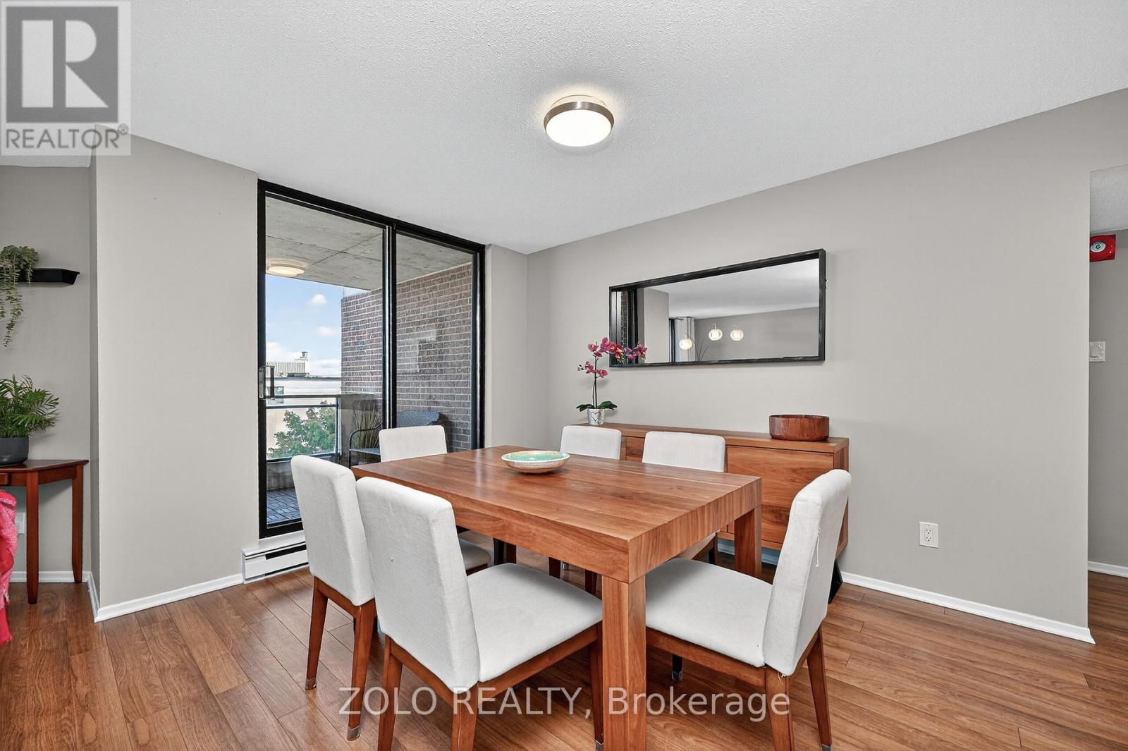501 - 50 Emmerson Avenue