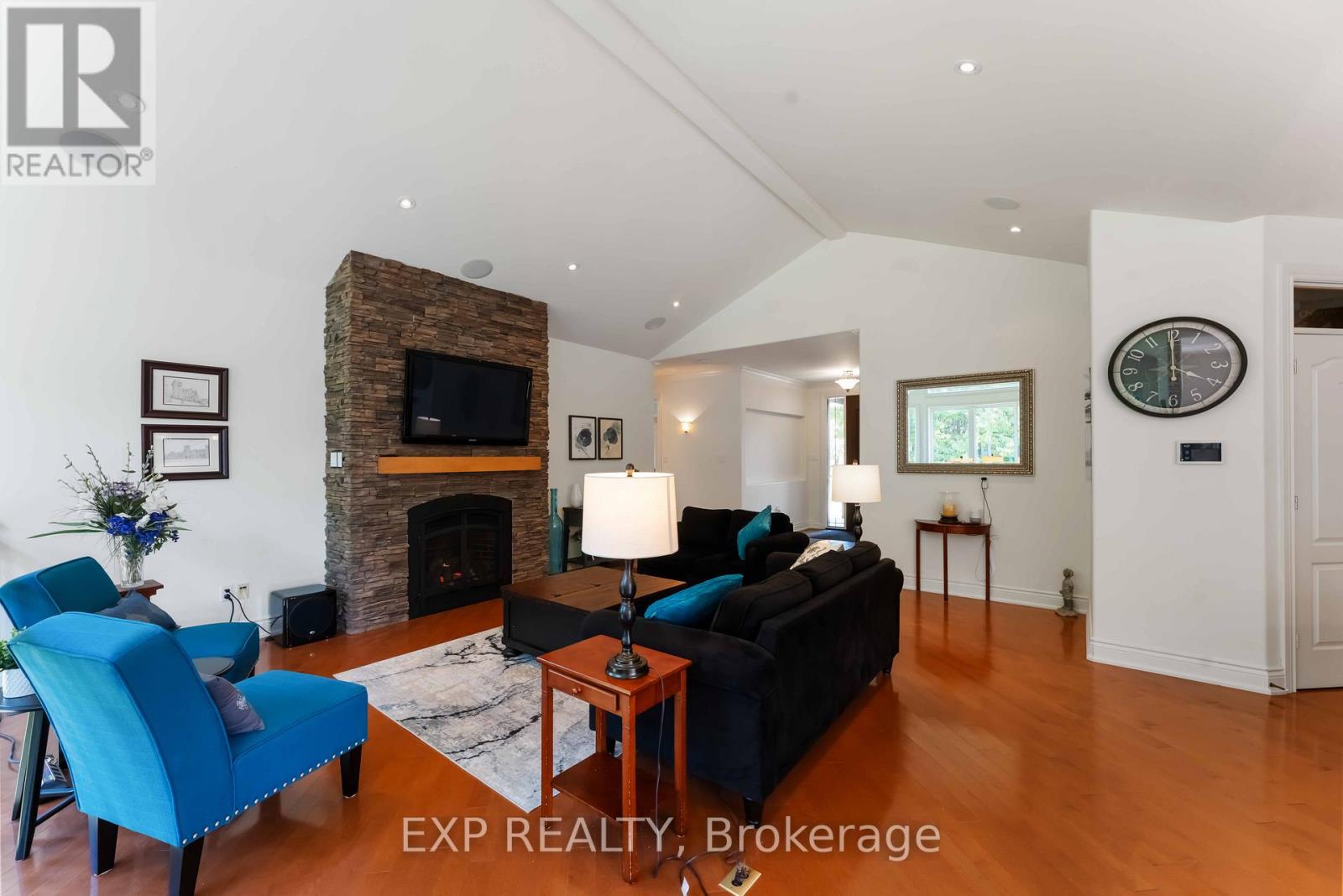 6805 Pebble Trail Way