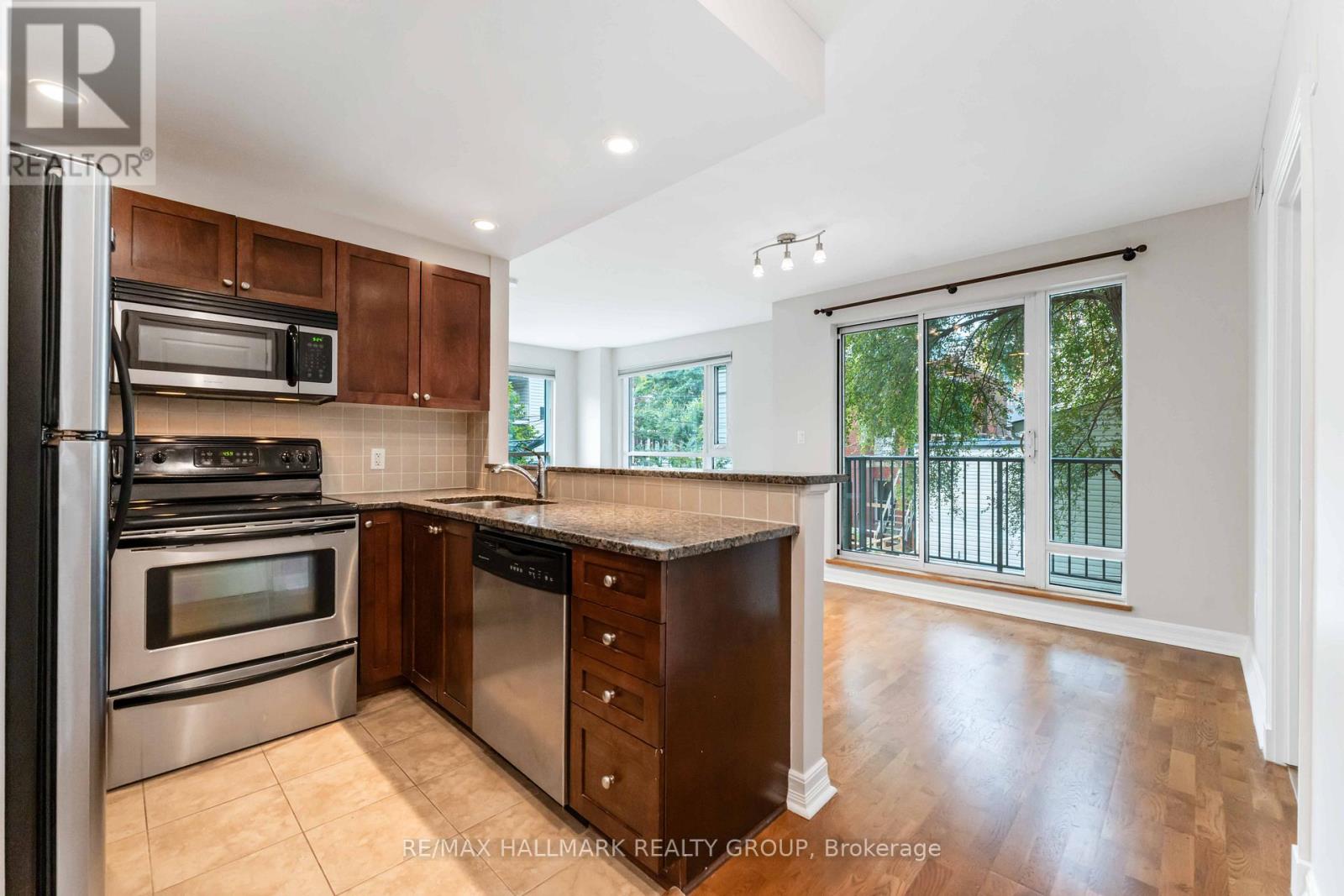 204 - 200 Besserer Street