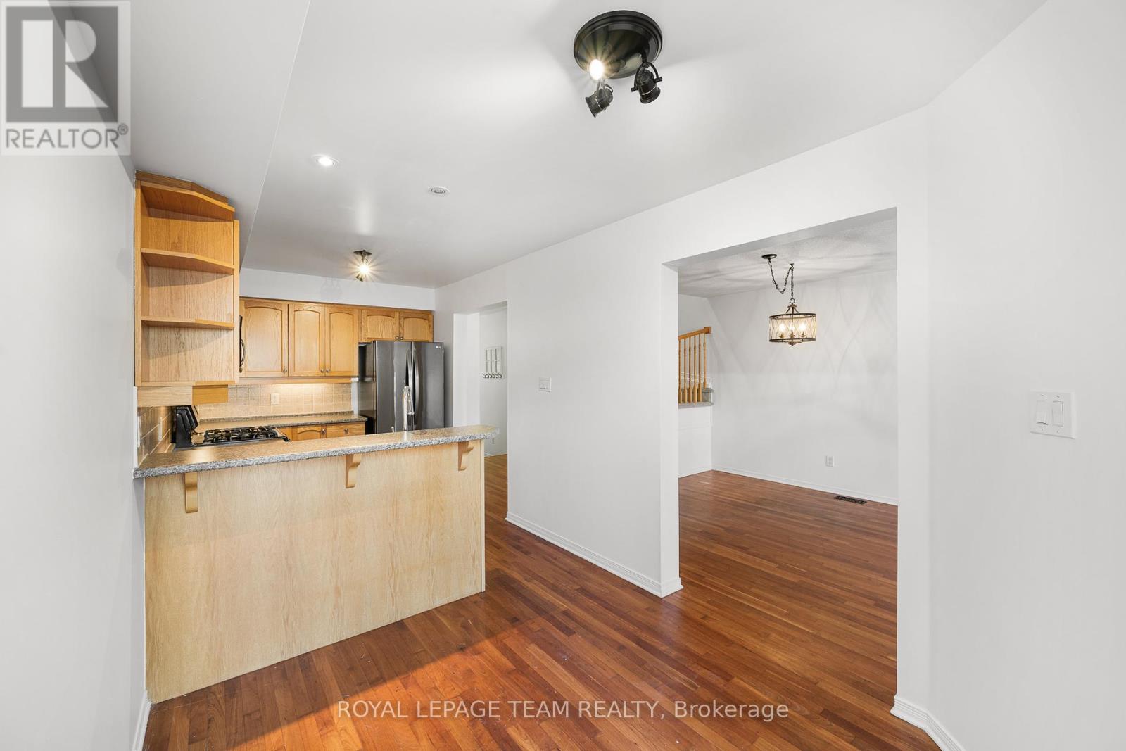 30 Goldthorpe Private