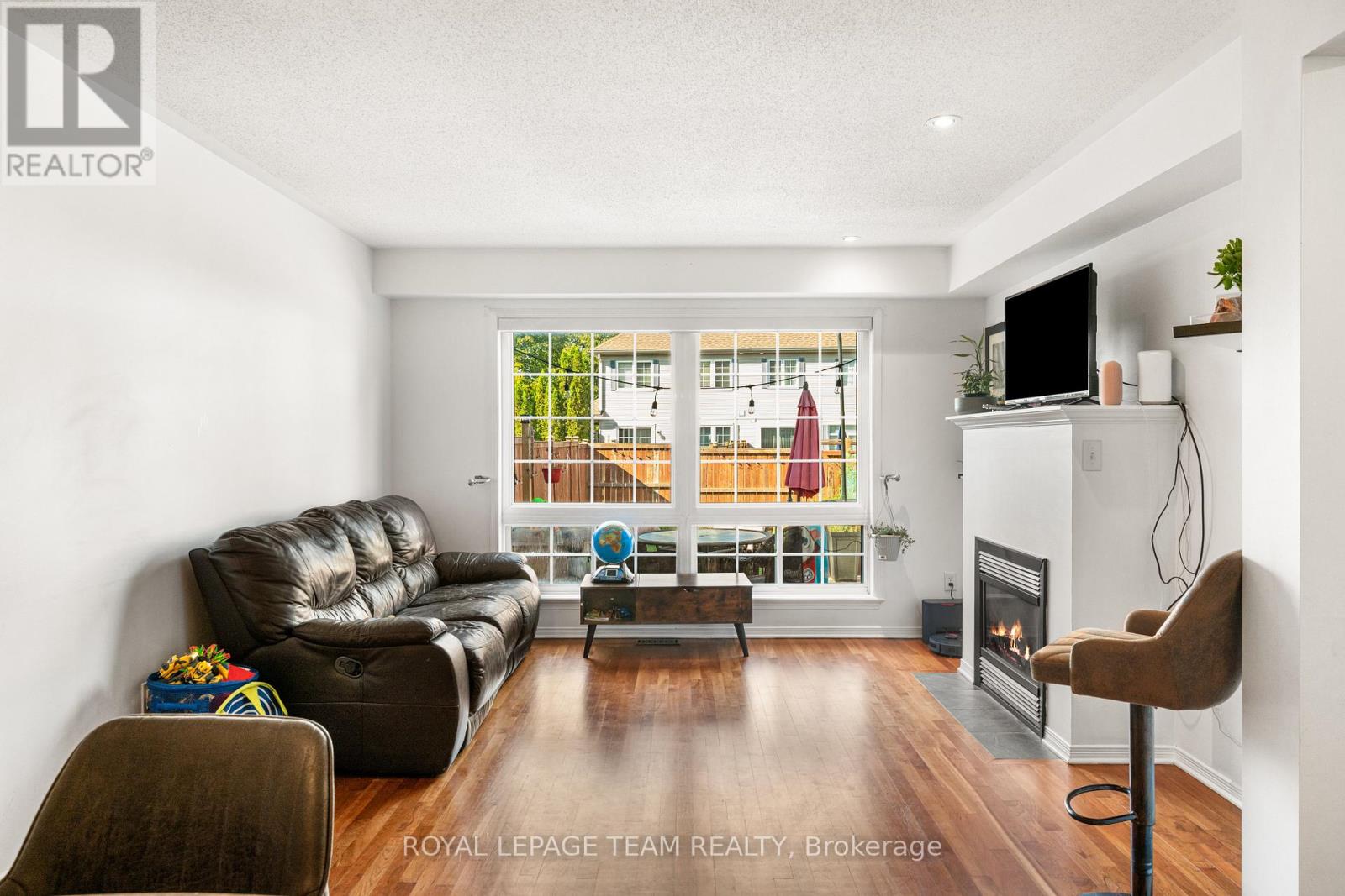 30 Goldthorpe Private