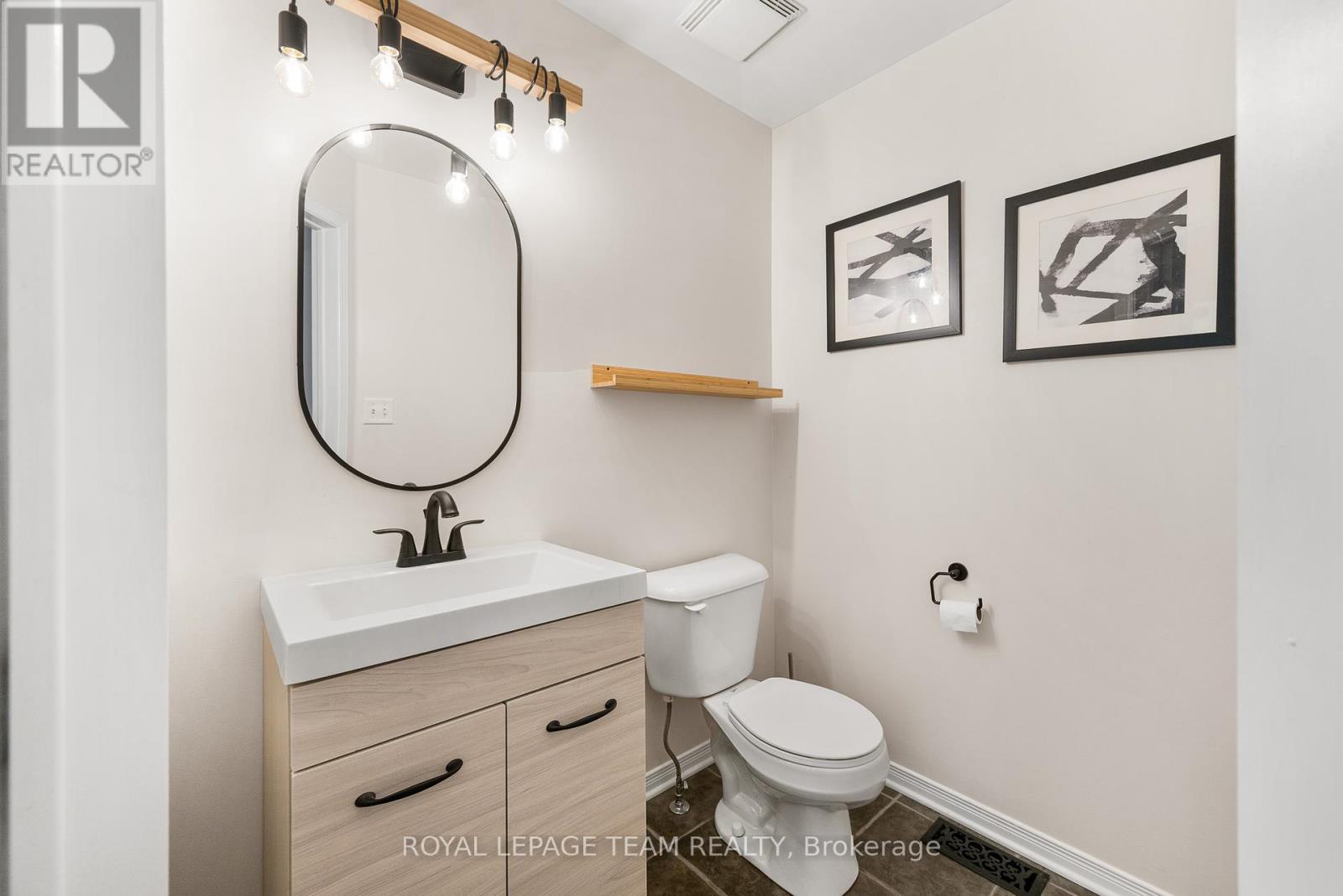 30 Goldthorpe Private