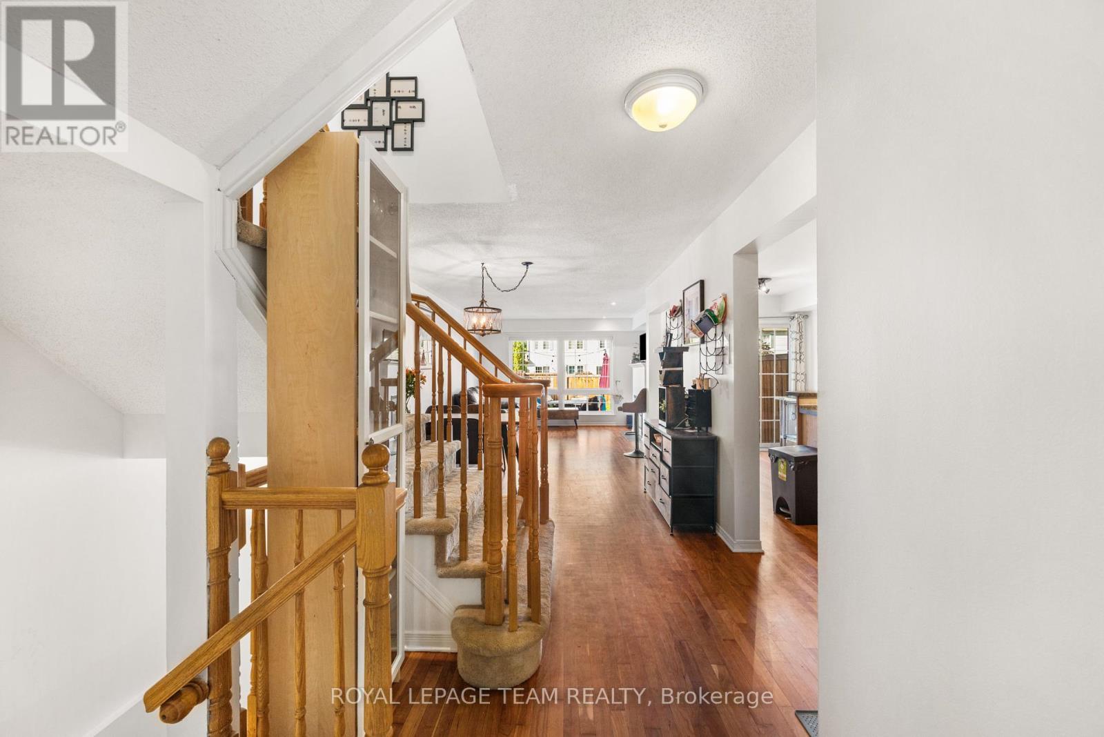 30 Goldthorpe Private