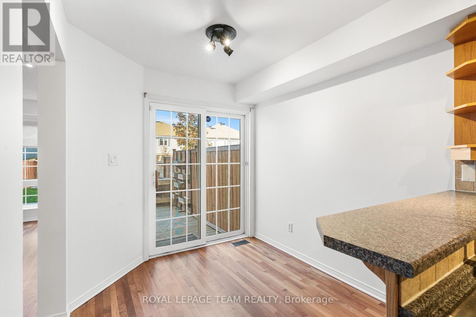 30 Goldthorpe Private