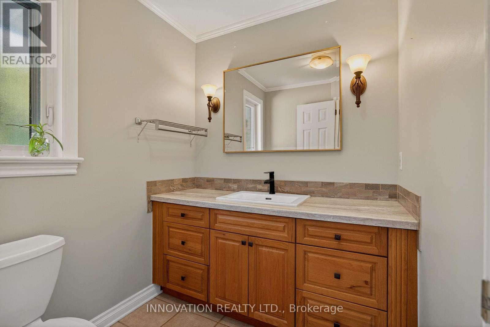 5558 South Island Park Drive