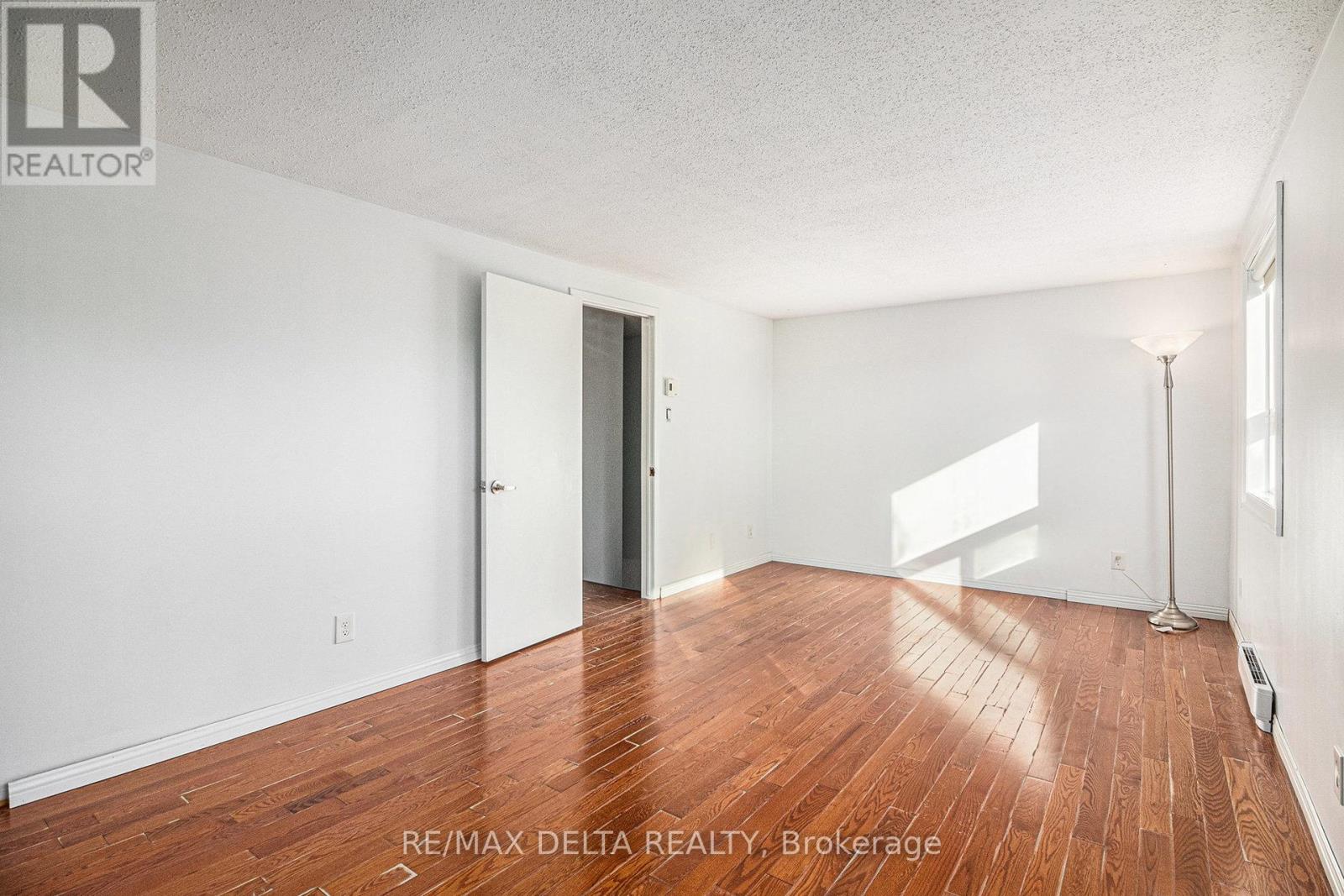 1345 Cedarcroft Crescent