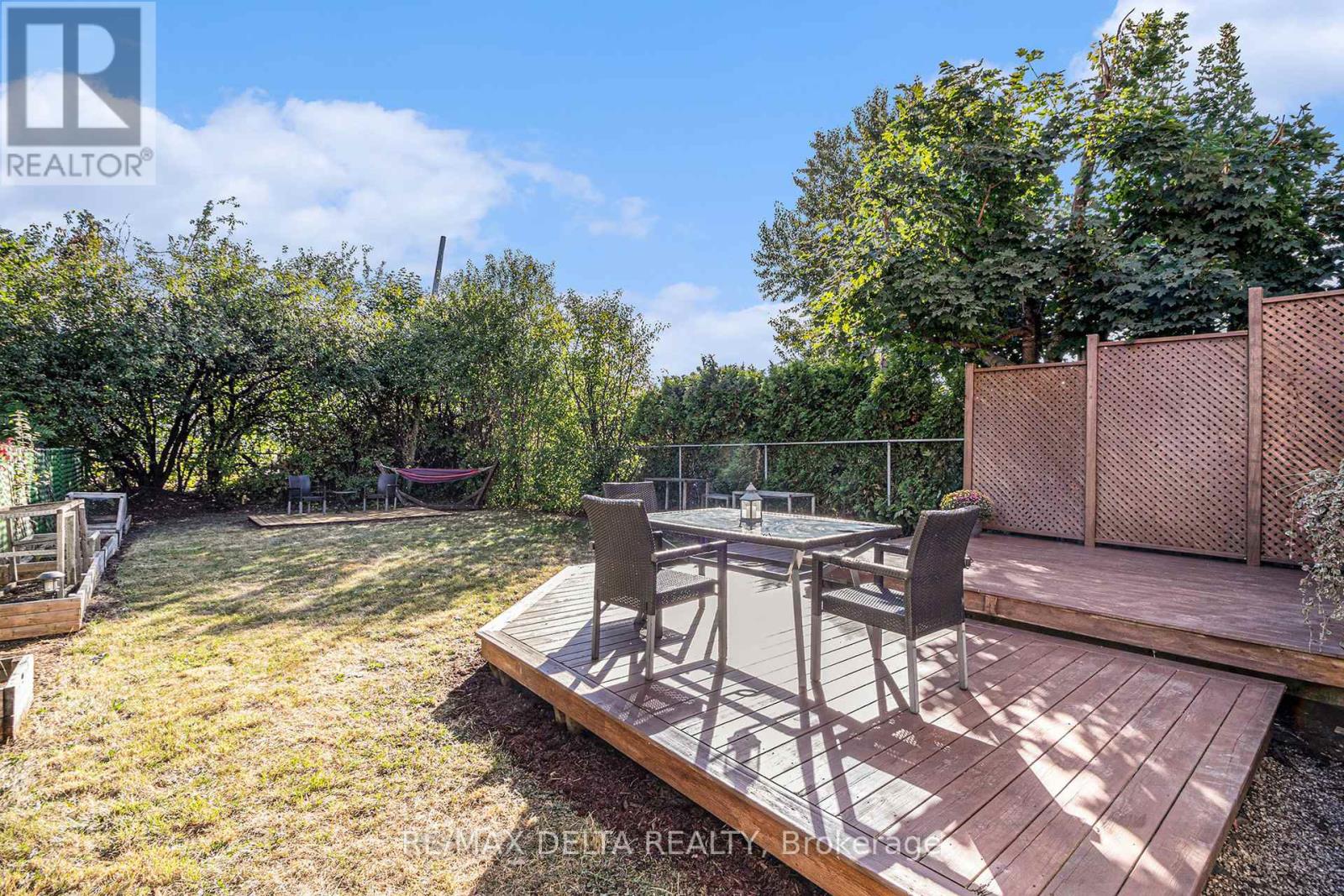 1345 Cedarcroft Crescent