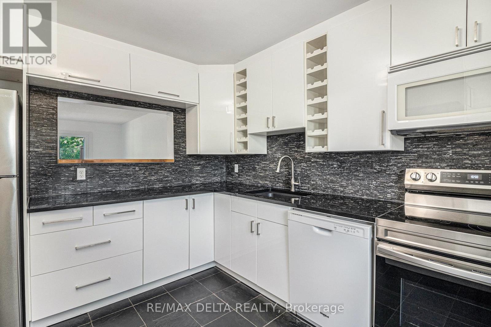 1345 Cedarcroft Crescent