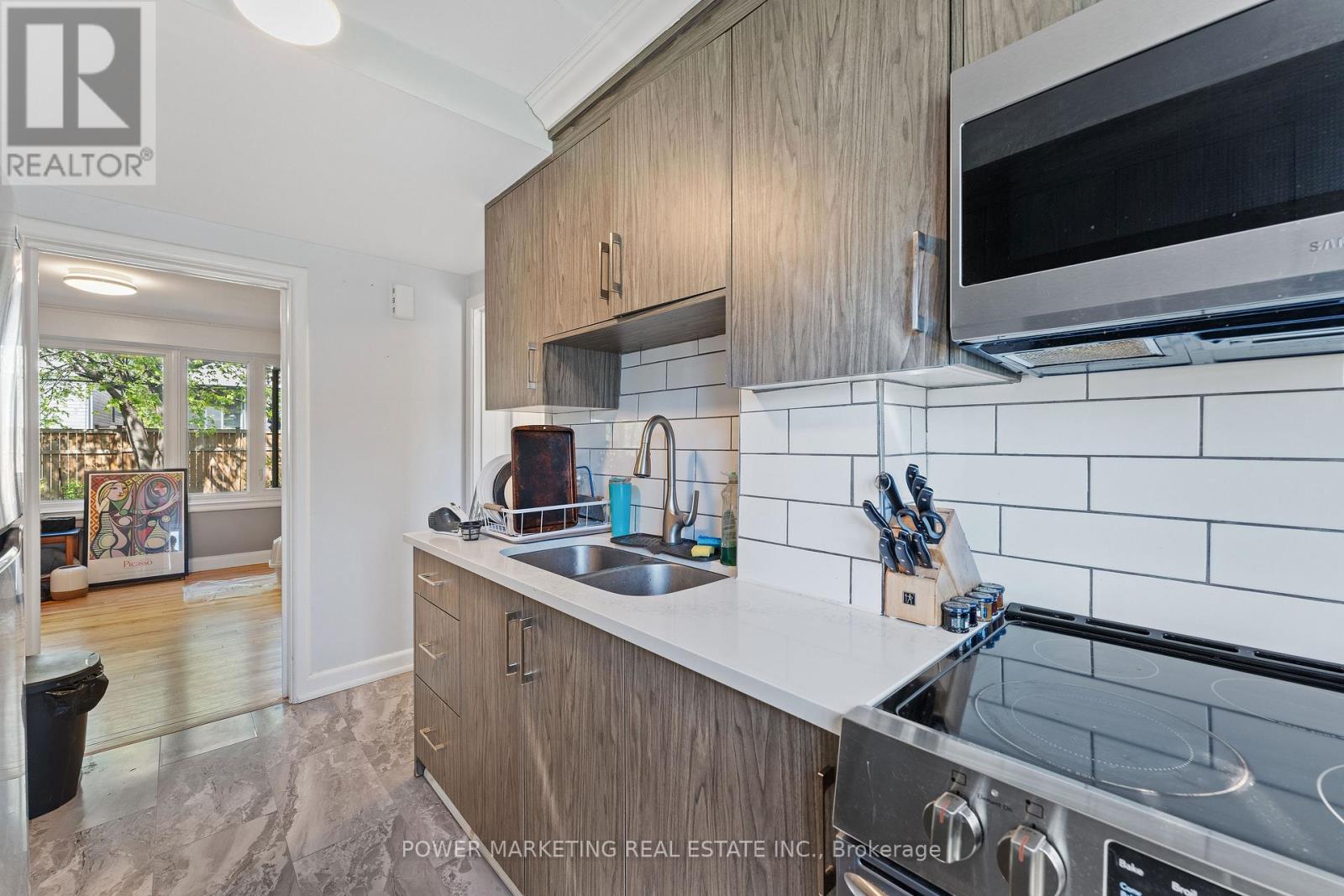 1244 Prince Of Wales Drive
